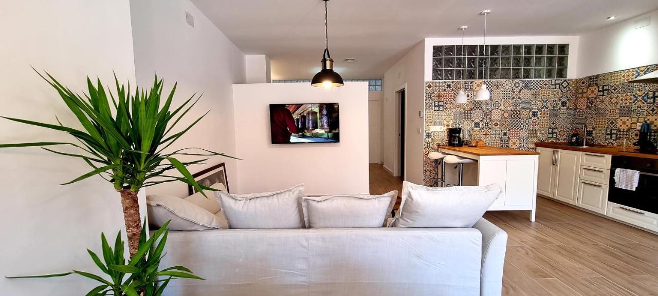 Mayco Lovely Apartment I Alicante Eksteriør billede